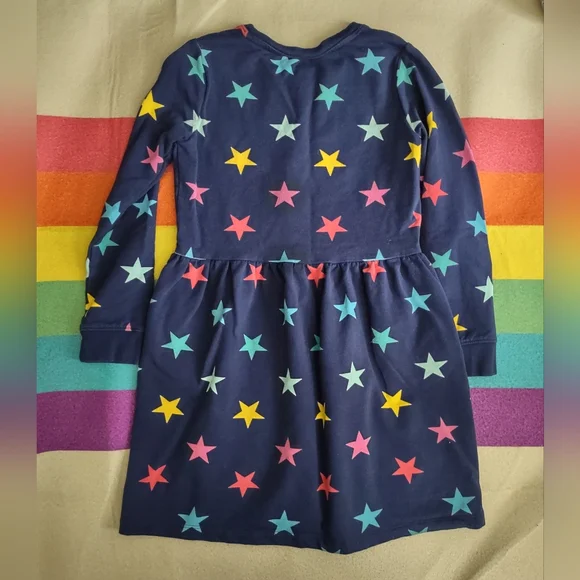 Primary 8-9 🌈⭐ Cozy Pocket Dress - Picture 4 of 4
